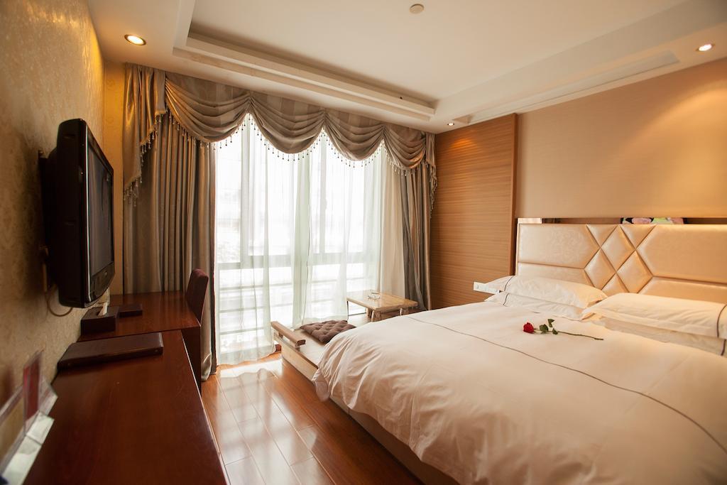 Yiwu Luckbear Hotel Zimmer foto